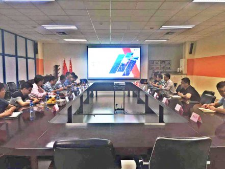 中科院海岸带钻研所辅导专家一行到优德88软件调查